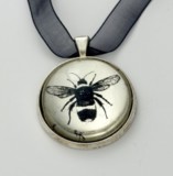 White Gold leaf Bumble Bee